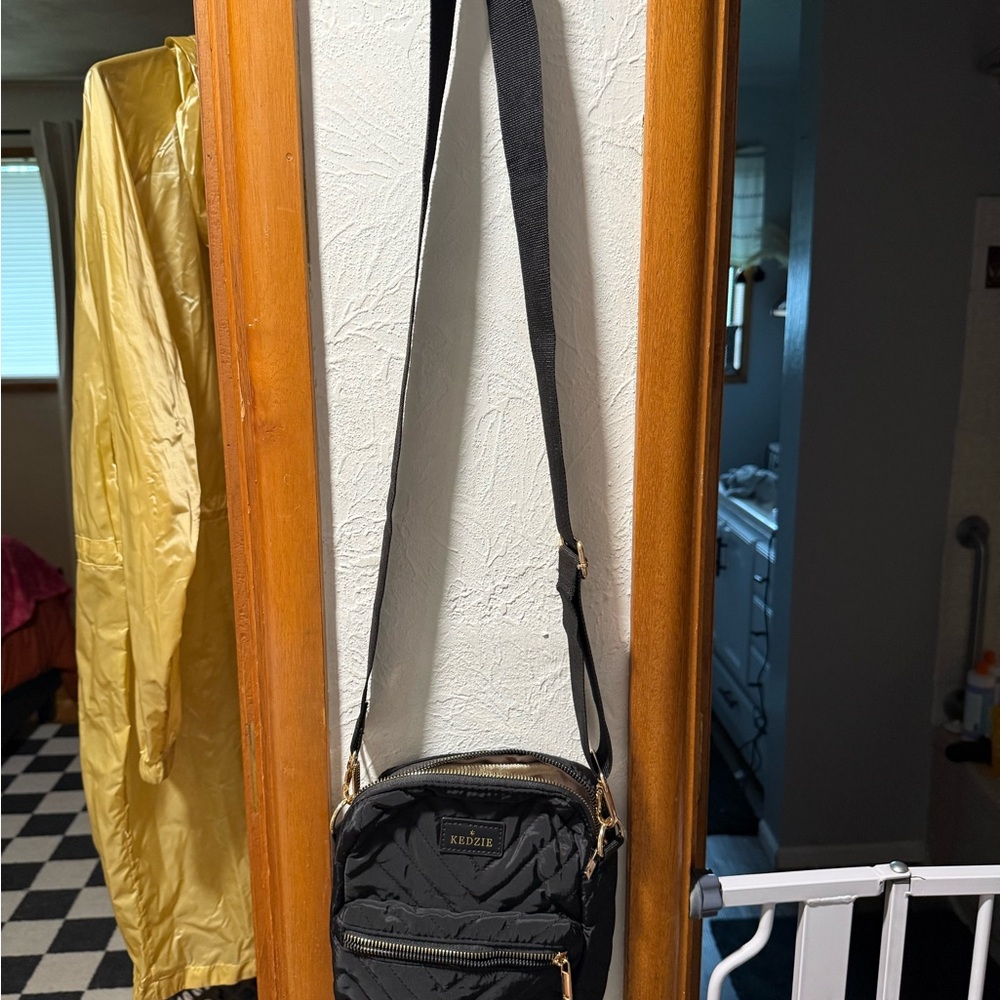 Kedzie Black Quilted Crossbody Bag - Picture 2 of 4